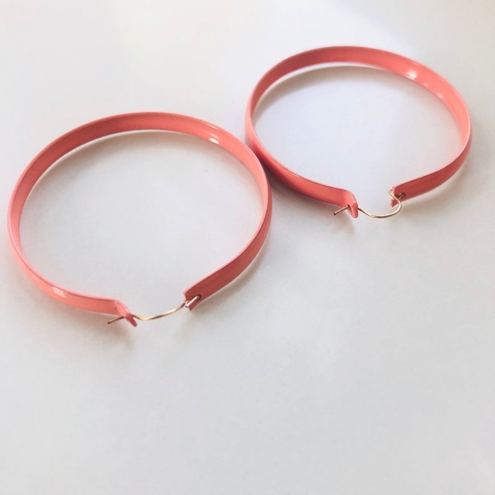 Vintage Salmon Mod Enamel Hoops